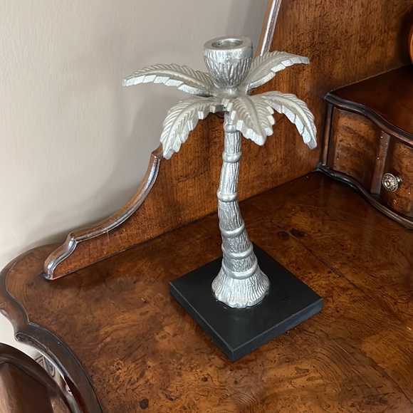 Metal and marble palm tree candle holder. - Picture 2 of 5